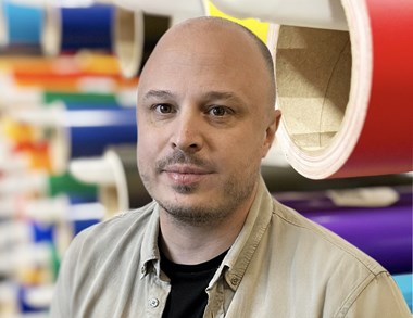 <p>Fredrik Eriksson börjar som säljare på Folier Sverige.</p>
