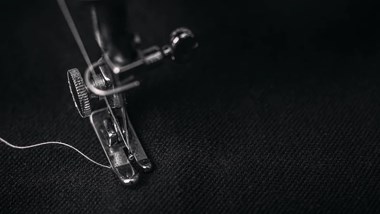 <p>Den svenska tillverkaren av kläder till yrkesverksamma får ny ägare.</p>
