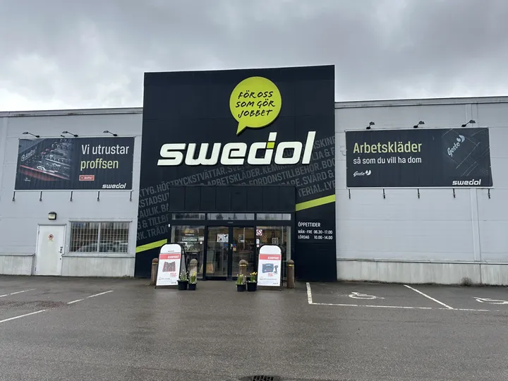 <p>Swedol har öppnat ny butik i Bollnäs och en flytt är på gång i Nyköping.</p>
