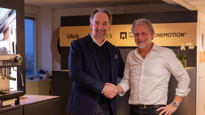<p>Robert Bryhn från Zeta Display med WOBI/Onemotions vd, Mats Mileblad.</p>
