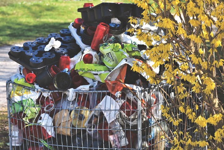 <p>I en ny rapport från Näringslivets Producentansvar slås fast att Sverige är på god väg att missa återvinningsmålen för förpackningar av papper och plast.</p>
