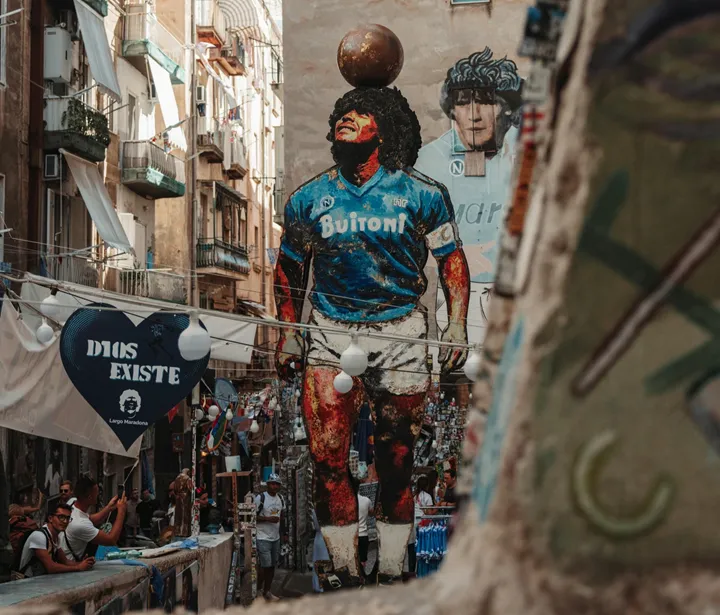 <p>Svenskar ska utveckla march för fotbollslegendaren.</p>
