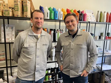 <p>Toppoint har två nya utesäljare i Sverige.</p>
