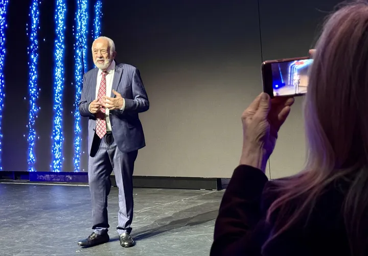 <p>Entreprenören och innovatören Benny Landa på Drupa-mässan 2024.</p>
