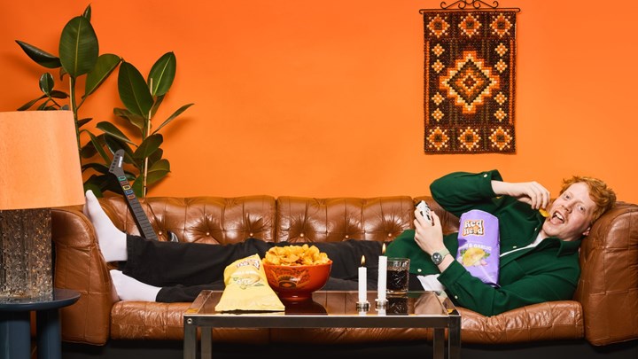 <p>Internetprofil lanserar merch. </p>
