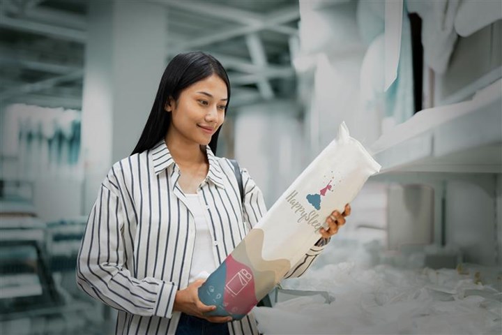 <p>Det nya materialet har redan använts av ett stort svenskt möbelföretag.</p>
