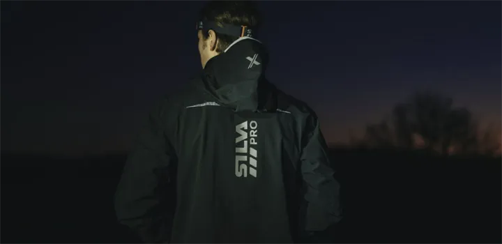 <p>Med ljus som utgångspunkt har man skapat en ny kollektion av arbetskläder.</p>
