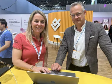 <p>Minna Philipson, marknadschef och Henrik Müller Hansen, vd för Gelato. Här på Drupamässan 2024.</p>
