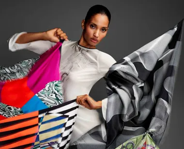 <p>Sjalar ska uppmärksamma modeindustrins vattenförbrukning.</p>
