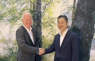 <p>Lars Sandberg, CEO, Blue Ocean Closures och Hisashi Iso, Director of<br />
the Board, Industrial Materials Business Unit, Nissha.</p>
