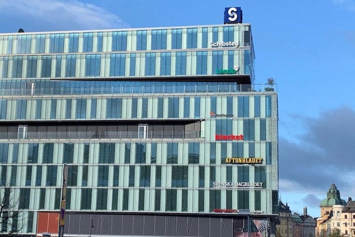 <p>Schibstedt genomför besparingsåtgärder.</p>
