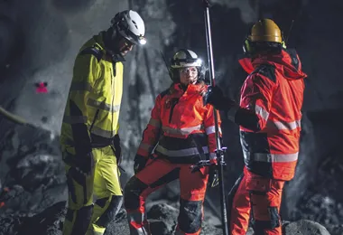 <p>Blåkläder intensifierar arbetet med att miljömärka sina arbetskläder.</p>
