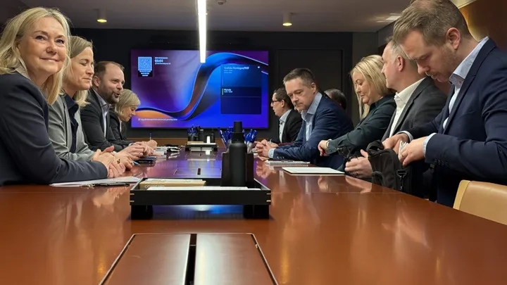 <p>Här möts Grafiska Företagen med de fackliga motparterna GS-facket, Unionen, Sveriges Ingenjörer och Ledarna för att utbyta sina krav inför kommande avtalsförhandling.</p>
