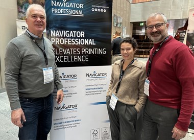 <p>Michel Cartesan, Andrew Gilbert och Catarina Alvarez på The Navigator Company.</p>
