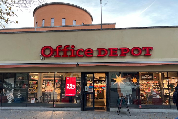 <p>Office Depot på Sveavägen i Stockholm. En av alla butiker som nu kommer att stängas.</p>
