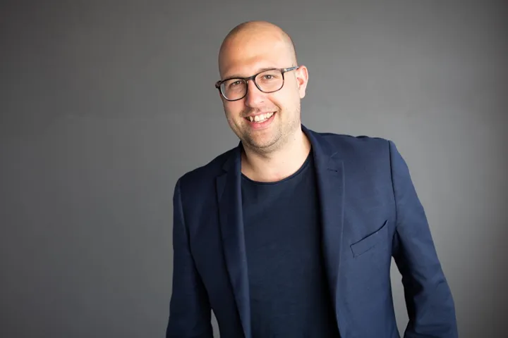 <p>Johan Lind är vd för Vertiseit.</p>
