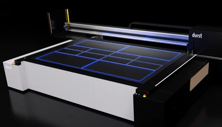 <p>Nya Durst P5 X har flexibla vakumzoner för effektivare produktion.</p>
