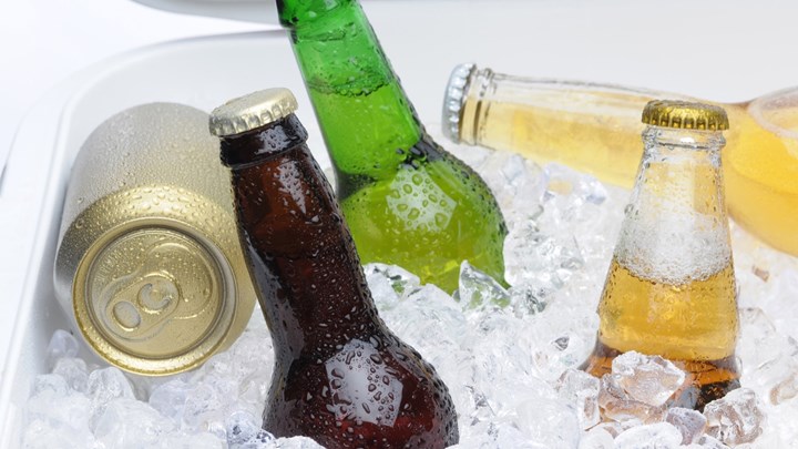 <p>Svenskar har dålig koll på vilken ölförpackning som har minst klimatutsläpp, enligt en undersökning.</p>
