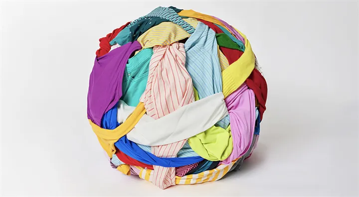 <p>De vill tackla problematiken med den låga återvinningsgraden av polyester.</p>
