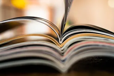 <p>Raset fortsätter för annonser i tryckta tidningar.</p>
