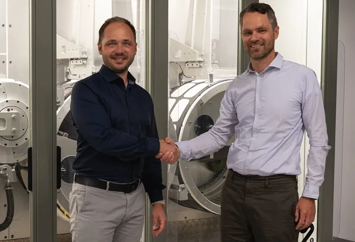 <p>Christian Koroschetz, Head of Products and Marketing på AP&T.  och Johann Kaiser, CEO Yangi.</p>
