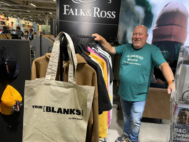 <p>Lars Andrén hos distributören Falk & Ross ser stora möjligheter med nya varumärket True Blanks från Creative Studios.</p>
