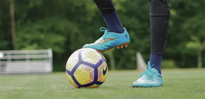 <p>Company Line i avtal med anrik fotbollsklubb.</p>
