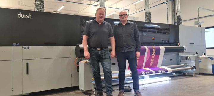 <p>Lars-Inge Brännmar, teknisk chef, och Magnus Pettersson, produktionschef, på Eskils tryckeri.</p>
