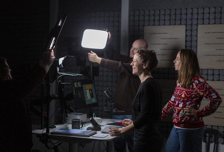 <p>Studioförberedelser på Moderskeppet.</p>
