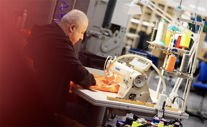 <p>En workwear-aktör lanserar nu en tjänst för reperation av arbetskläder.</p>
