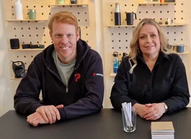 <p>Printers vd, Johan Stighagen och Printer Finlands Jaana Ruuskanen</p>
