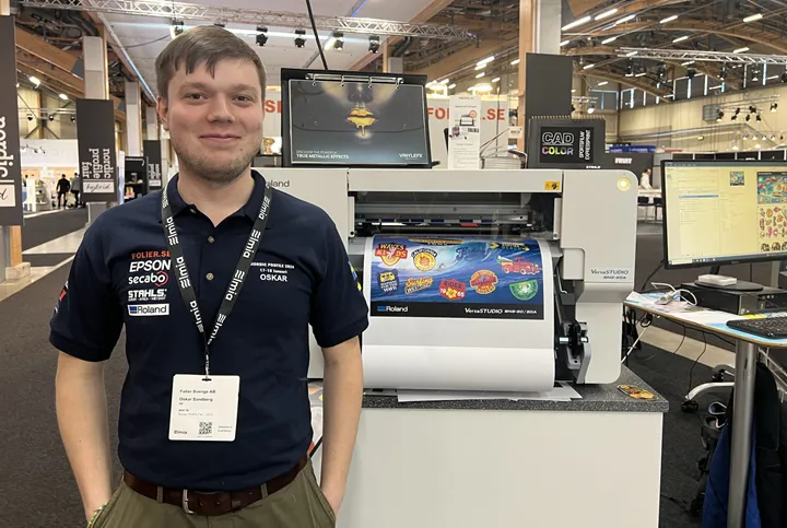 <p>Oskar Sandberg, en slipad allt-i-allo på Folier.se, berättar om det nya Roland-sortimentet.</p>
