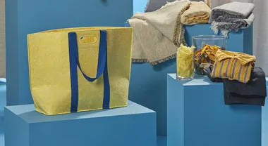 <p>Produkter från Ikeas nya kollektion av återvunna arbetskläder.</p>
