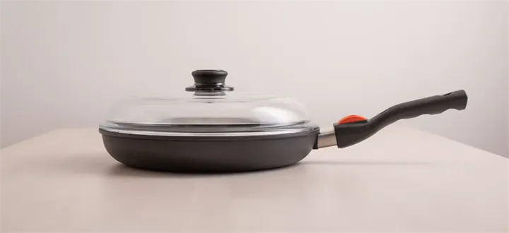 <p>Stekpannor med så kallade ”non stick-egenskaper” är en vanlig PFAS-bov.</p>
