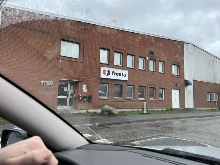 <p>Konsolideringar inom Fronta.</p>
