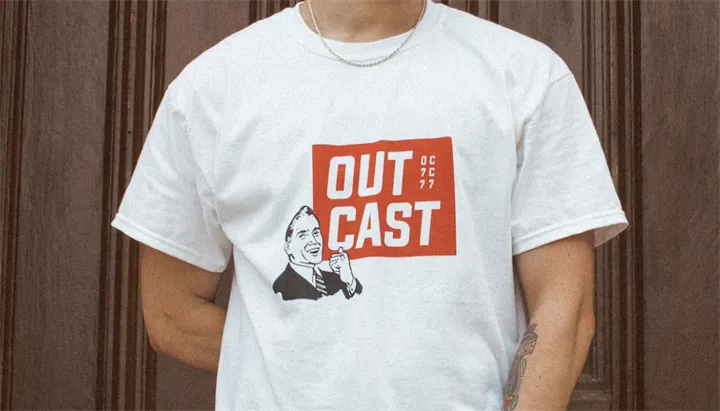 <p>Allt börjar med en t-shirt (och en artikel).</p>
