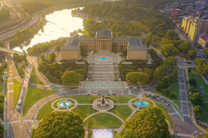 <p>Philadelphias konstmuseum där shoppen ska stå.</p>
