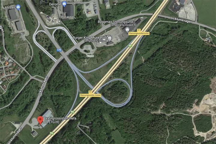 <p>Tgh ligger 500 meter söder om jordskredet och har klarat sig och kan köra på som vanligt till skillnad från några av de andra närliggande verksamheterna.</p>
