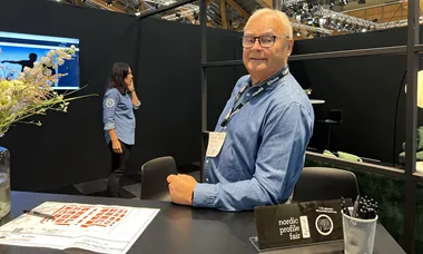 <p>PWAs egna Roger Nilsson och Maria Olsson i deras monter på Nordic Profile Fair Hybrid i augusti 2023.</p>
