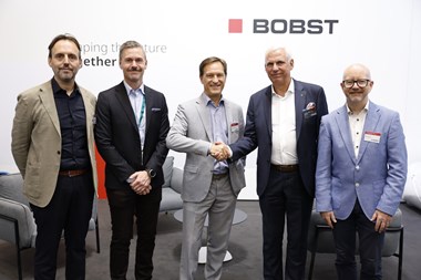 <p>Matteo Cardinotti, head of BOBST Narrow/Mid web, BOBST, Johan Lidström, Vice President & COO, Visutech, Jean-Pascal, CEO, BOBST, Jan-Olof Jungersten, CEO, Visutech, Nigel Tracey, Technology Sales Director – Digital Printing and Converting, BOBST.</p>
