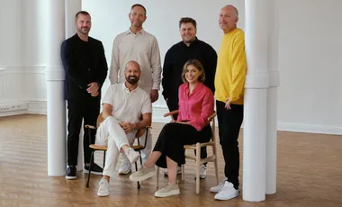 <p>Representanter från respektive företag.</p>
