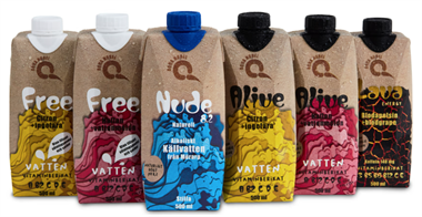 <p>Vattenaktören lanserar sex nya smaker och pappersbaserad flaska.</p>
