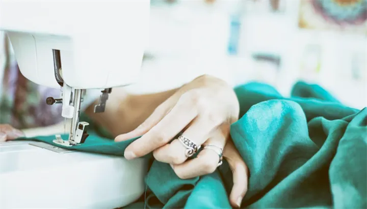 <p>Vepor med tidskänslig information som brukar slängas förvandlas istället till användbara produkter, en bidragande orsak till att mästerskapet blivit världens första hållbara evenemang.</p>
