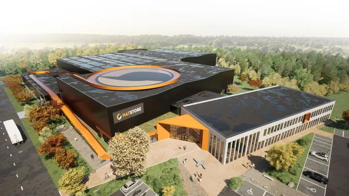 <p>Hatstores nya lager blandar nytta med nöje. Om du ledsnar på att packa kepsar kan du ta en löptur på taket.</p>
