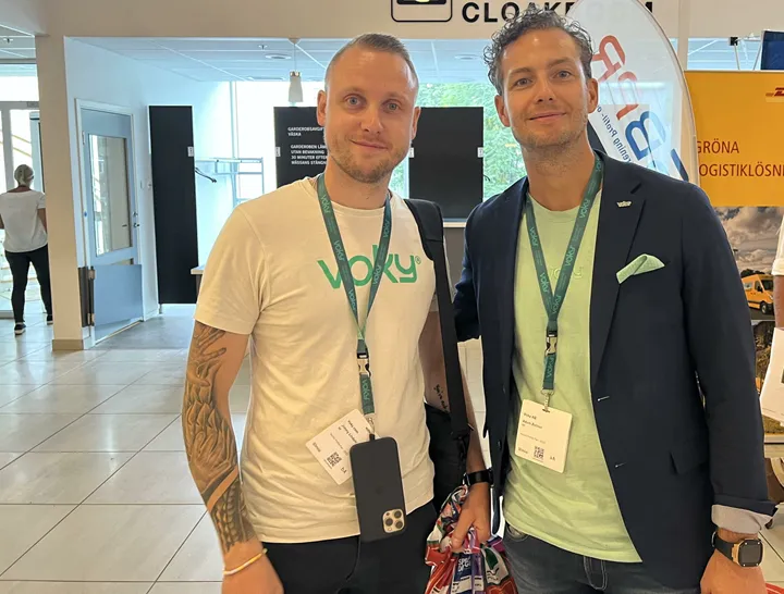 <p>Jimmy Lindahl på Voky tillsammans med Vokys vd Adam Zollner.</p>
