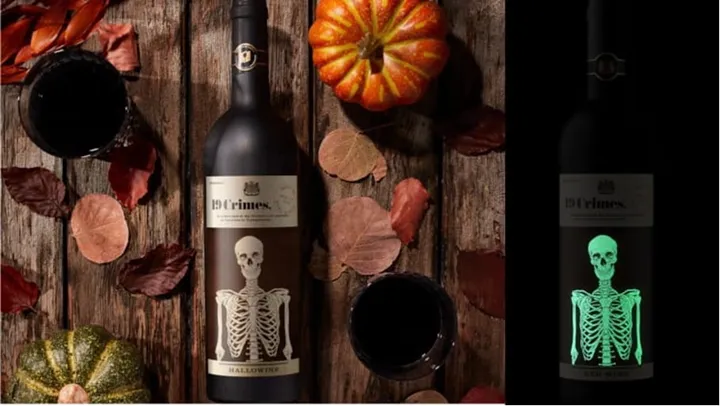 <p>Är det ett skelett i vinkällaren? Nej det är bara etiketten på flaskan!</p>
