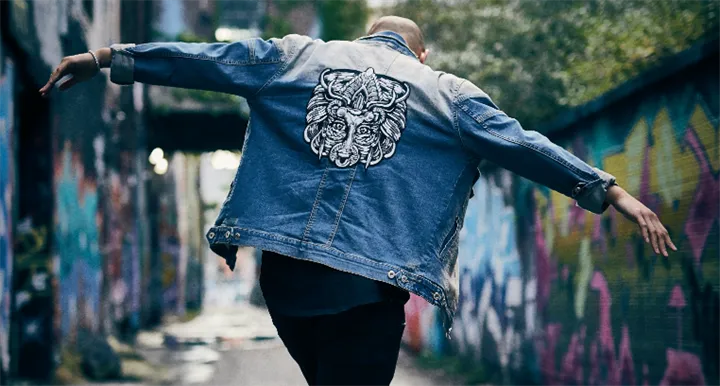 <p>Produkttrender inför 2023 – det vill ungdomarna bära och så vill de ha trycket (eller brodyren)!</p>
