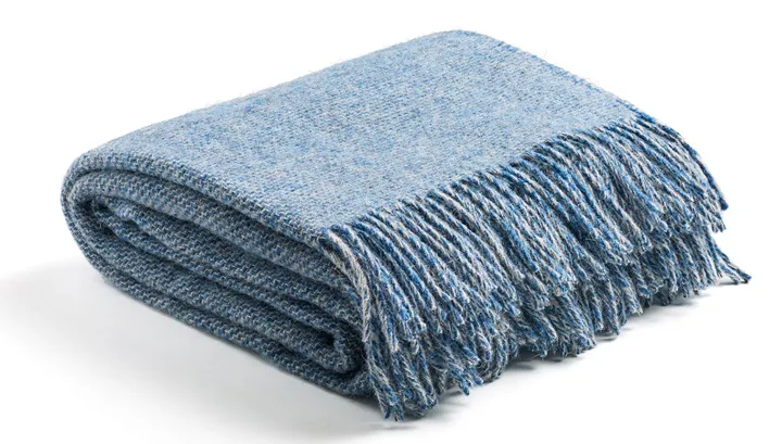 <p>Pläd tillverkad i den ukrainska staden Charkiv.</p>
