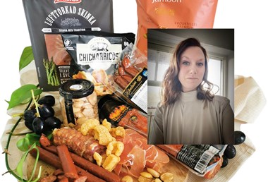 <p>Lina Nilsson grundare och vd. I bakgrunden syns storsäljaren ”Publådan”.</p>
