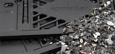 <p>Flera stora aktörer samarbetar för att ta fram en ny hållbar produkt från återvunna bildelar.</p>
